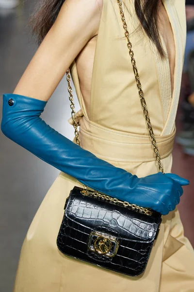 Look 8